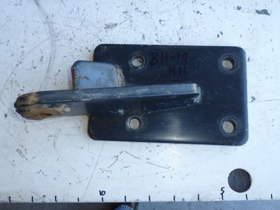 Picture of RH 3 Point Stabilizer Mount Support 6242899M92 Challenger MT285B MT295B Tractor Massey Ferguson Agco