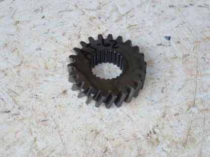 Picture of John Deere M807628 Mid PTO Shaft Gear 4100 4110 4115 Tractor