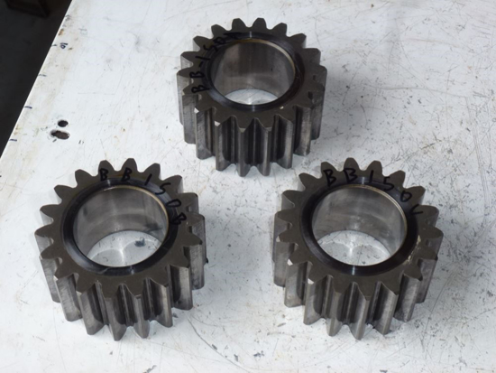 Picture of 3 Planetary Planet Pinion Gears T21547 John Deere Tractor