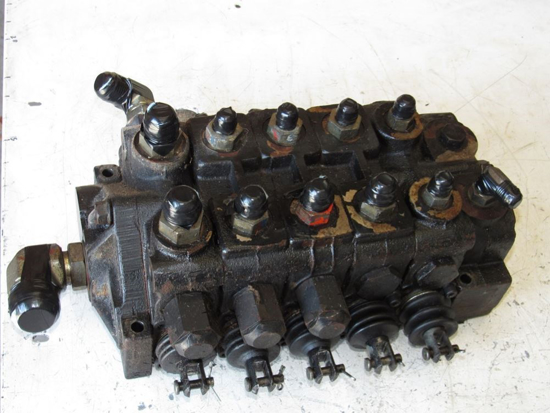 Picture of 5 Spool Hydraulic Valve 116536 Jacobsen Greens King IV Mower GKIV