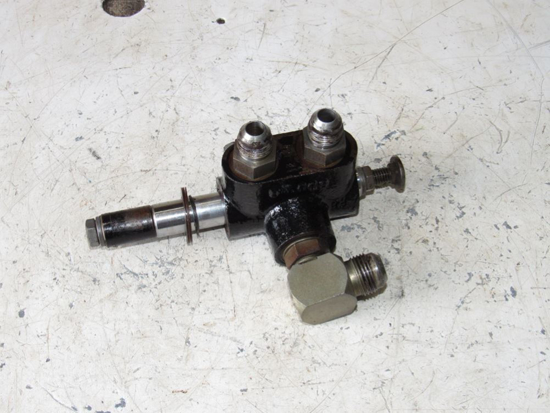 Picture of Hydraulic Traction Metering Valve 503128 Jacobsen Greens King IV Plus Mower GKIV