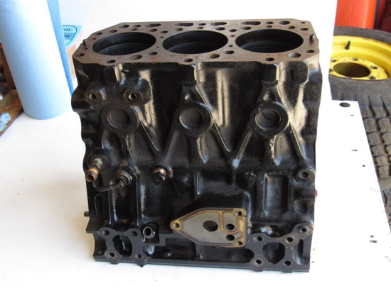 Picture of John Deere AM877288 Cylinder Block Crankcase Yanmar 3TN84 Diesel Engine Tractor