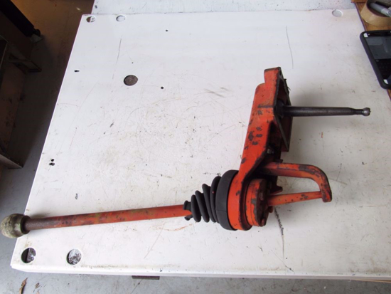 Picture of Case David Brown K200159 K206288 K202078 K200161 Gear Shift Housing & Levers 1490 Tractor