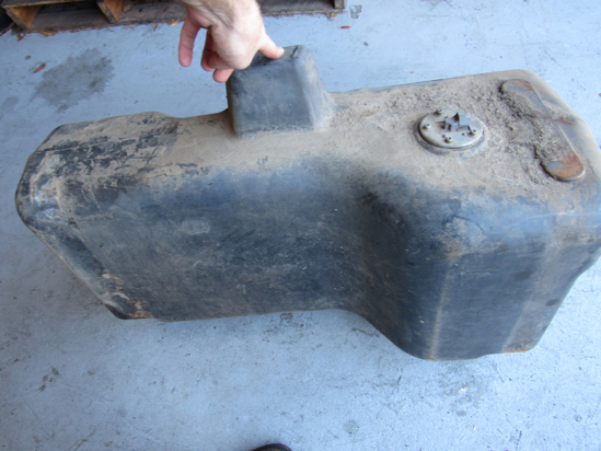 Picture of Kubota 3N600-04110 RH Right Fuel Tank