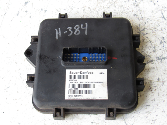 Picture of John Deere LVA12446 HST Hydrostat Electronic Controller Module ECM to Tractor Transmission Sauer-Danfoss 1090748