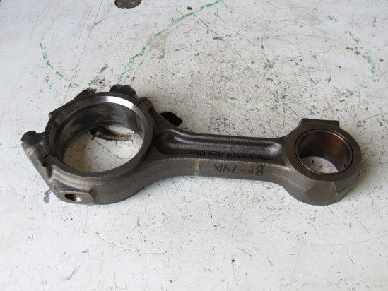 Picture of John Deere RE42733 R113612 Connecting Rod