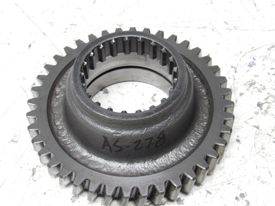 Picture of Massey Ferguson 4264925M1 Helical Gear 40T