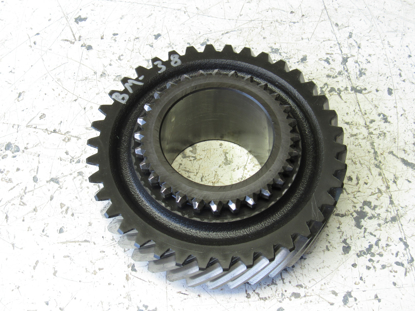 Picture of John Deere L28646 Pinion Shaft Gear 38T