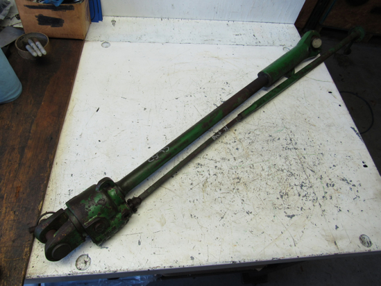 Picture of John Deere L28274 L31642 L31641 L31643 L31647 L31658 RH Right Adjustable Lift Link L33534