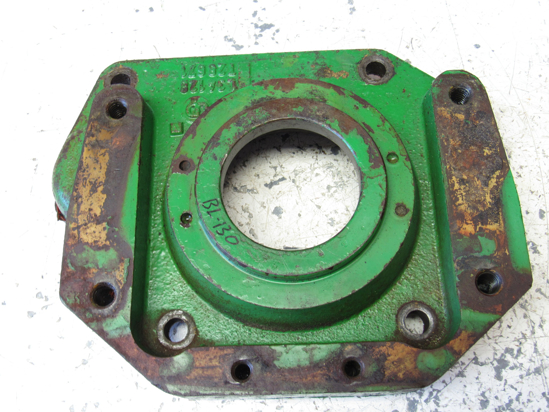 Picture of John Deere L34128 PTO Bearing Housing Quill Cover