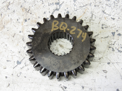 Picture of Kubota 35010-21920 Gear 25T