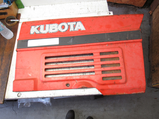 Picture of Kubota 32330-18630 RH Right Side Bonnet Hood Cover Panel Sheet Metal L2500