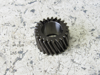 Picture of Kubota 16864-24110 Crankshaft Gear D722 Engine