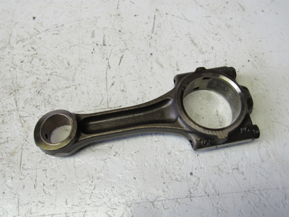 Picture of Kubota 1G924-22010 Connecting Rod to certain V2403-M engine 1G924-22012 NEED Bushings