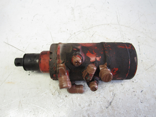 Picture of Ditch Witch 158-615 Hydraulic Orbital Steering Valve off 3500DD Trencher