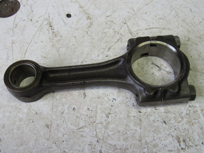 Picture of Connecting Rod to certain Kubota V1305-E Engine