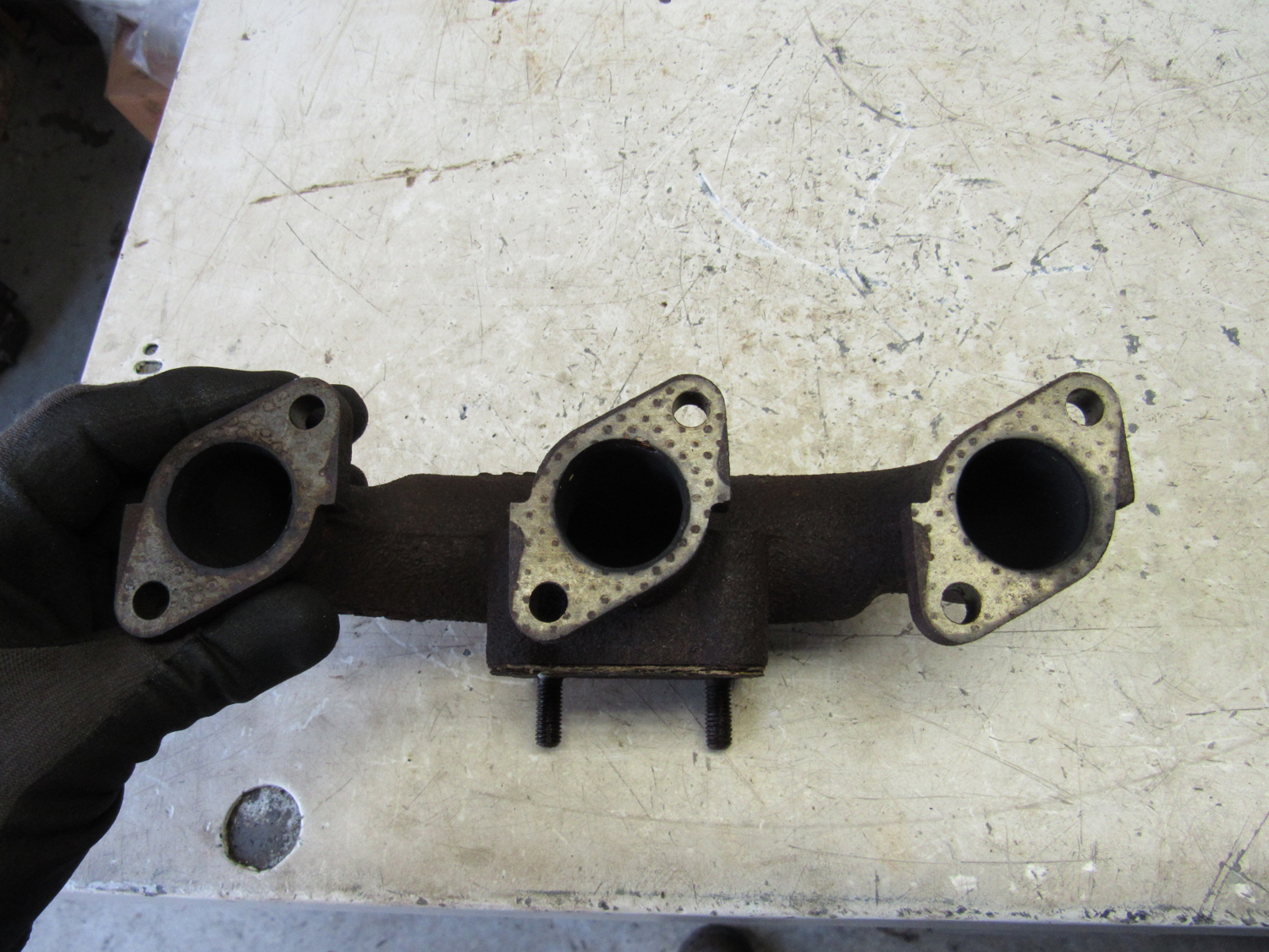 Eastern Triangle Enterprises LLC E-Store. Exhaust Manifold off 2006 ...