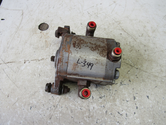 Picture of Hydraulic Reel Motor TCA12766 John Deere 2500A 2500 3215B 3225B 3235B Mower