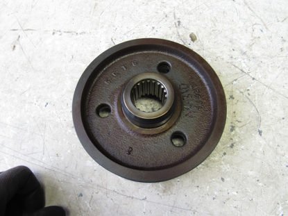 Picture of Kubota 1J527-74280 Crankshaft Fan Drive Pulley