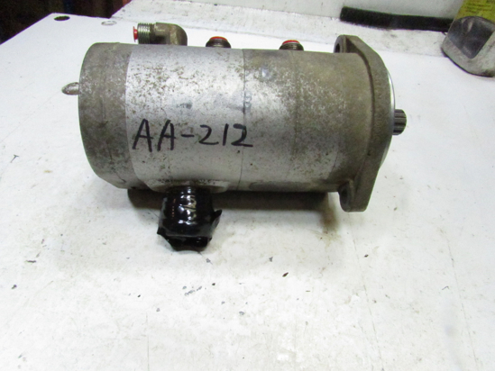 Picture of 3 Section Hydraulic Gear Pump Sauer Danfoss off John Deere Fairway Mower TCA12336