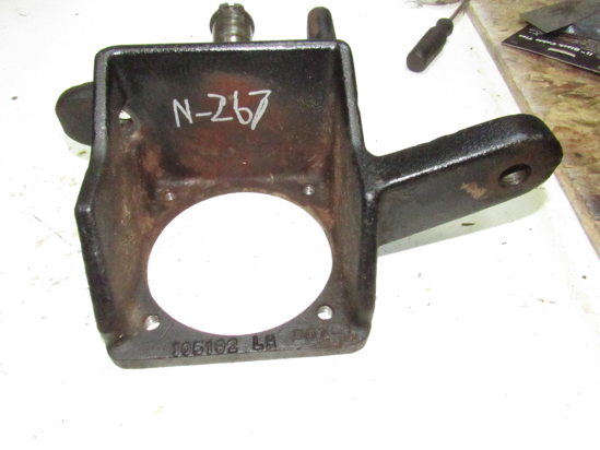 Picture of Rear LH Left Powered Spindle Frame Holder AMT642 John Deere 3225C 3235C 3245C 3235B Mower 105192