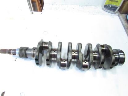 Picture of Crankshaft off 2005 Kubota V2003-T-ES Toro 98-7472