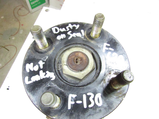 Picture of Toro rear wheel Motor 95-8694 Toro 3100D Reelmaster Mower