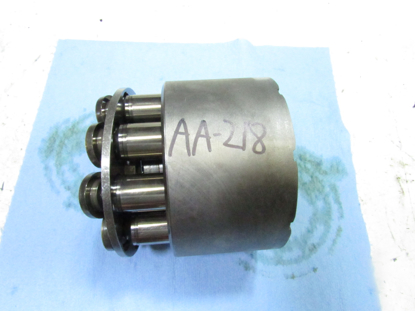 Picture of John Deere Hydrostatic Pump Motor cylinder block 1445 Mower AM881266