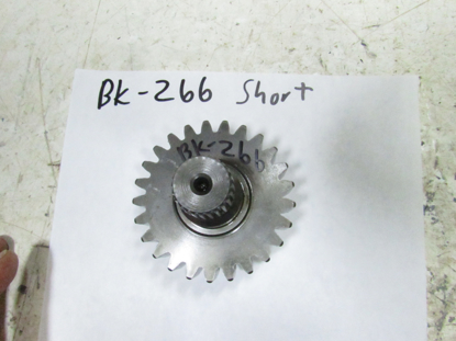 Picture of Kubota  TC230-53250 Gear Shaft