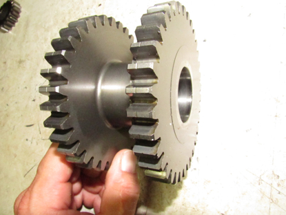 Picture of Kubota  TC050-15122 Gear TC650-15120