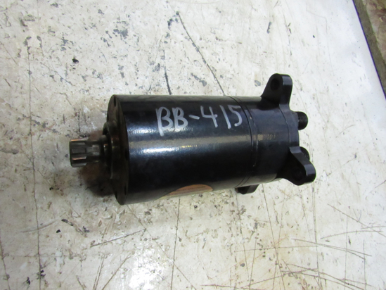 Picture of John Deere LVA12619 LVA10884 Steering Valve Orbital MFWD